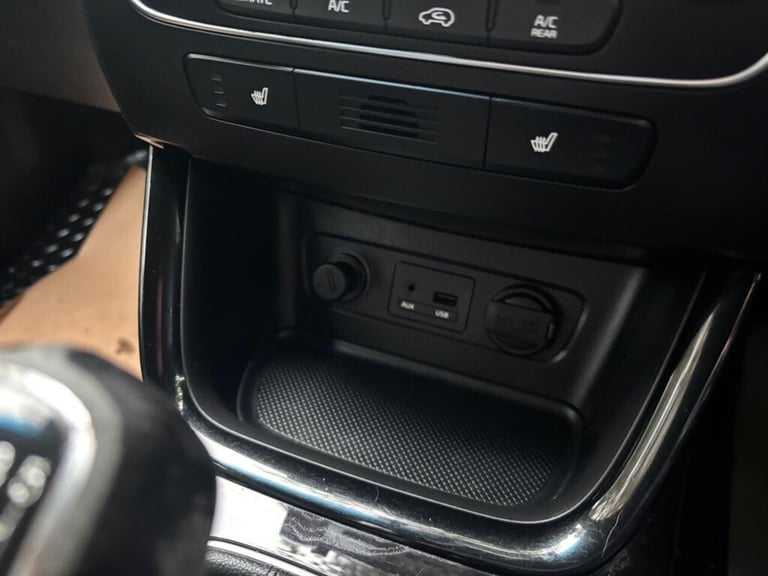 2015 Kia Sorento 2.2 CRDi KX-2 5dr [Sat Nav] ESTATE DIESEL Manual