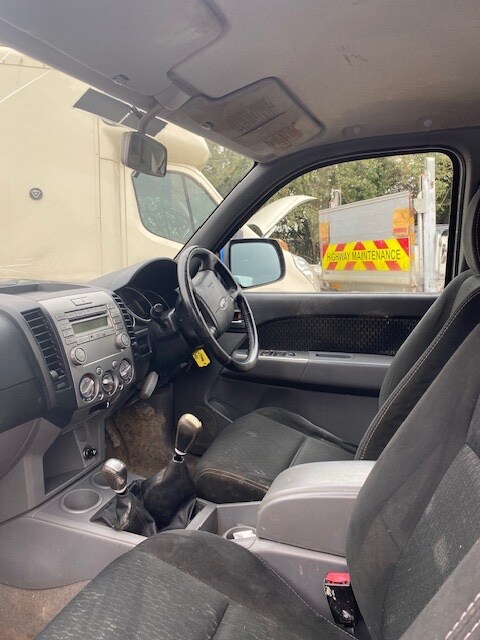 2011 Ford Ranger Pick Up Double Cab Thunder 2.5 TDCi 4WD DAMAGED REPAIRABLE SALVAGE PICK UP Diese...