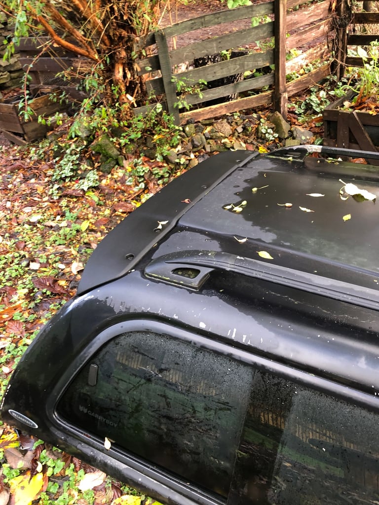 Mitsubishi l200 2006 canopy 