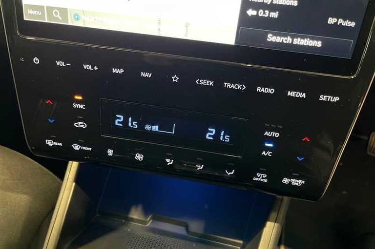 2023 Hyundai TUCSON 1.6 h T-GDi 13.8kWh Premium SUV 5dr Petrol Plug-in Hybrid Auto 4WD Euro 6 ( S...