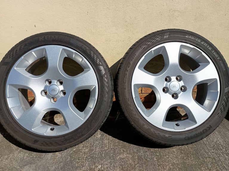 IMMACULATE 18" FORD ALLOYS 5x108 WHEELS