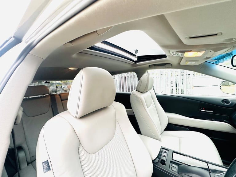 2014 Lexus RX 3.5 450h V6 Advance SUV 5dr Petrol Hybrid CVT 4WD Euro 5 (s/s) (Pan Roof) ( ESTATE ...