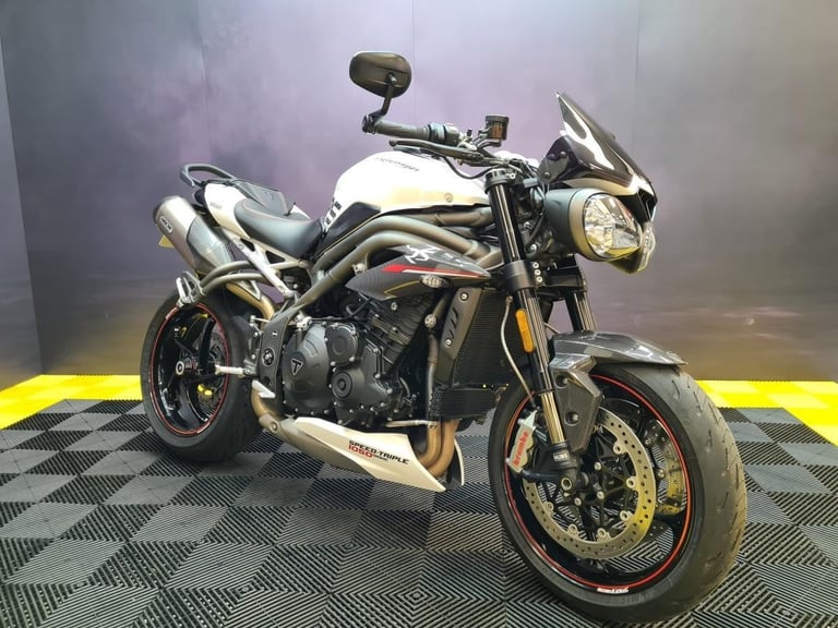 Triumph Speed Triple RS 1050 White 2018