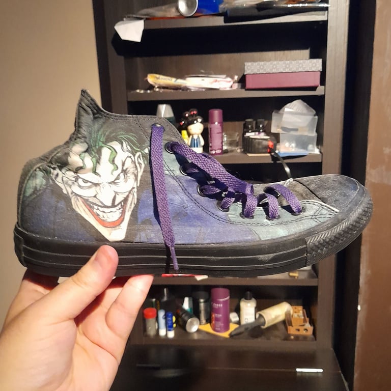 Joker Converse