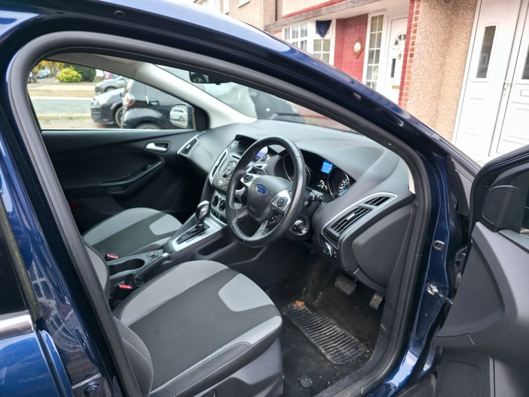 Ford, FOCUS, Hatchback, 2012, Semi-Auto, 1596 (cc), 5 doors