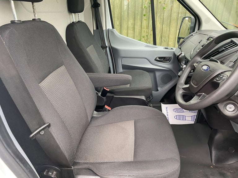2018 Ford Transit 2.0 350 EcoBlue FWD L2 H3 Euro 6 5dr PANEL VAN Diesel Manual