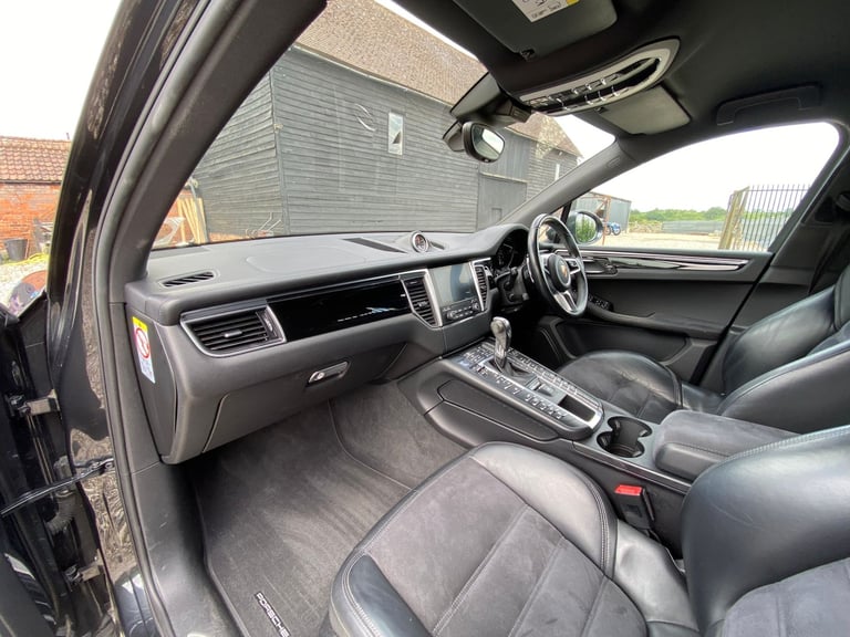 Porsche Macan 3.0T V6 GTS PDK 4WD Euro 6 (s/s) 5dr