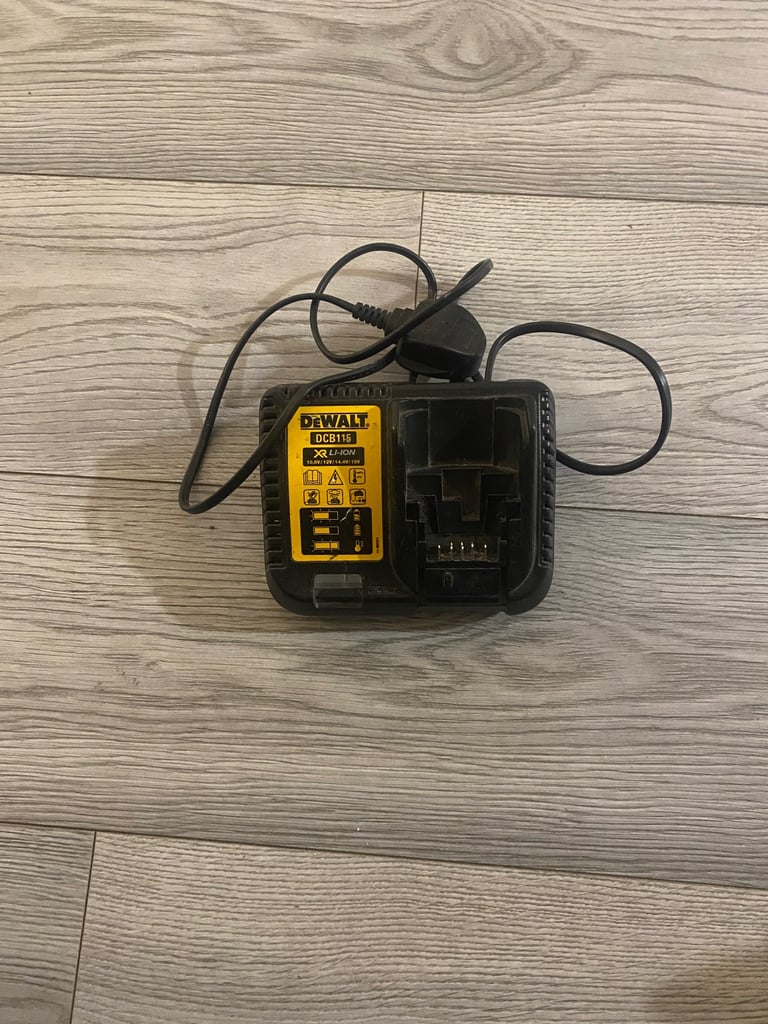 image for De Walt charger