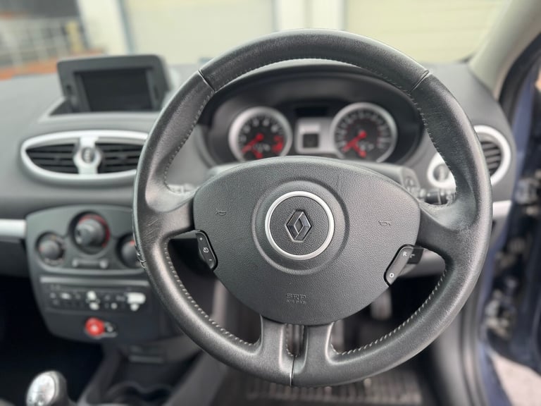 2009 Renault Clio TomTom Edition 1.2 Petrol - Full Service History - Cheap Car