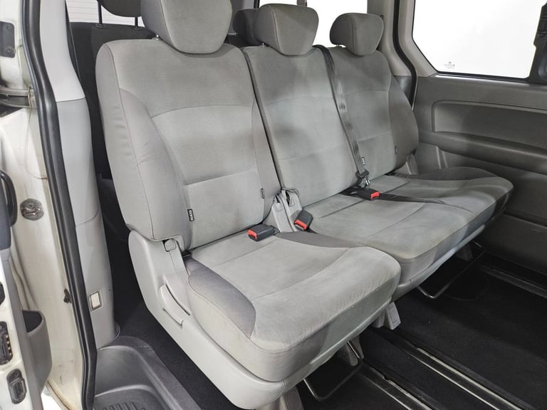 2012 61 HYUNDAI I800 2.5 CRDI STYLE MPV 5DR DIESEL MANUAL EURO 4 (168 BHP) DIESE