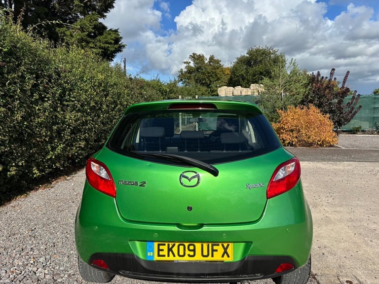 2009 Mazda Mazda2 1.5 Sport 5dr HATCHBACK Petrol Manual - Image 13