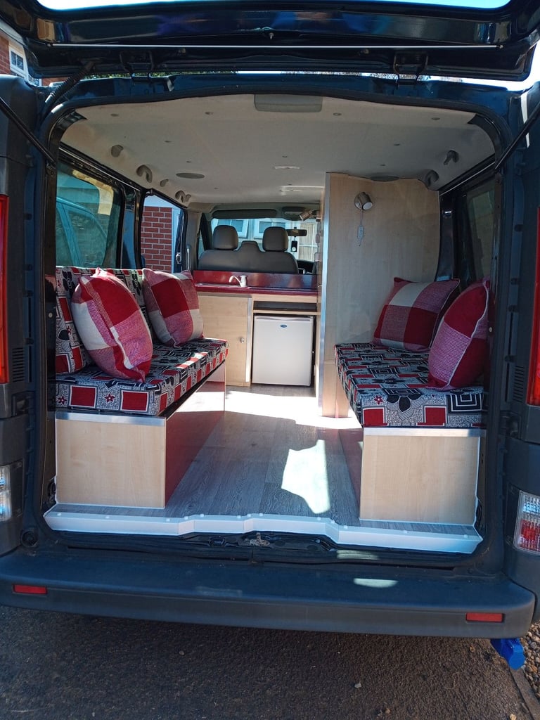Vauxhall, VIVARO, MPV, 2013, Manual, 1995 (cc), 5 doors