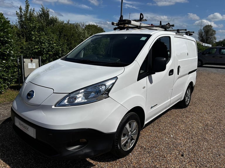 2021 NISSAN E-NV200 80KW TEKNA AUTO 40KWH SAT NAV ALLOYS AIR CON FULLY ELECTRIC