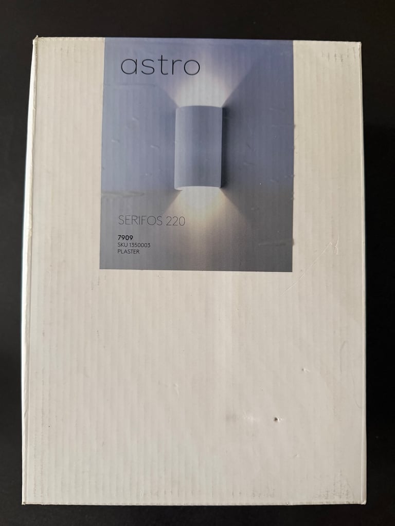 Astro Serifos 220 Plaster Walll light 