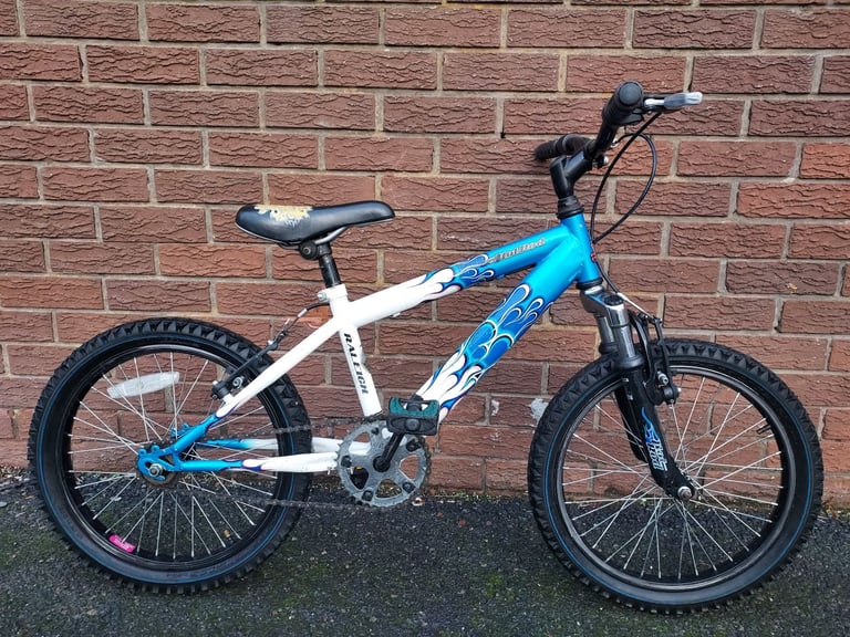 RALEIGH HOTROD BIKE for children aged about 6 to 8 years old - RBK 3787