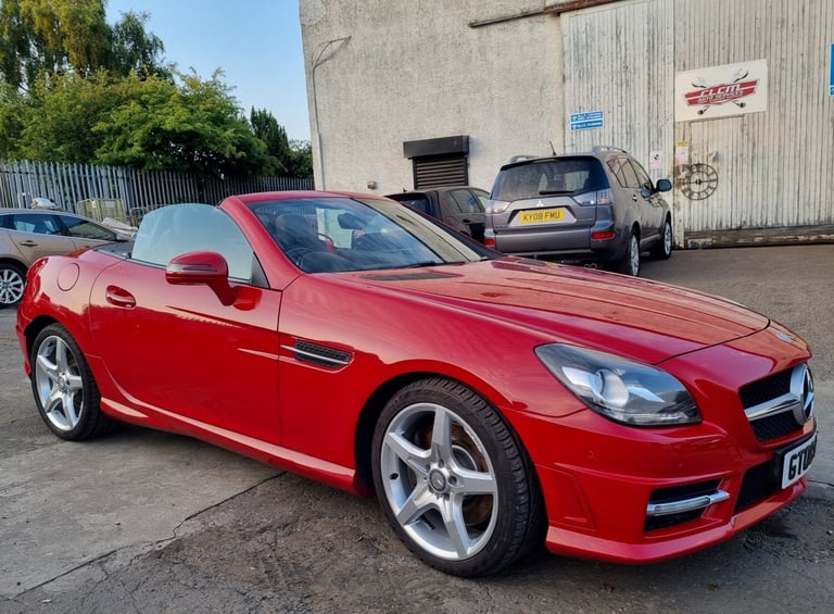 2012 Mercedes-Benz SLK SLK200 BLUEEFFICIENCY AMG SPORT 2-Door Petrol
