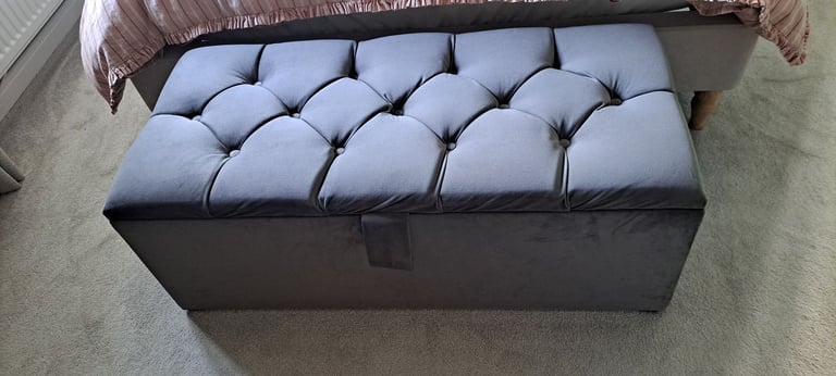 image for Grey ottoman/trunk
