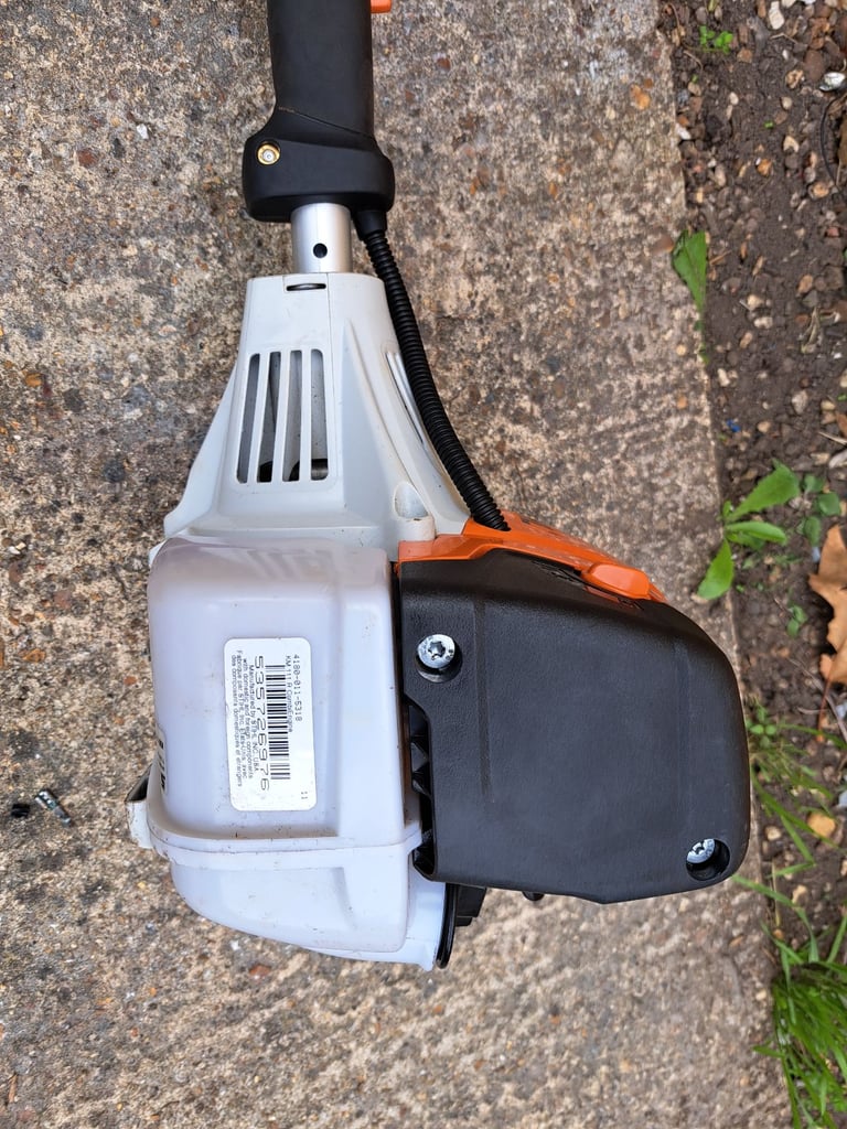 A 2022 Stihl combi head unit KM111R