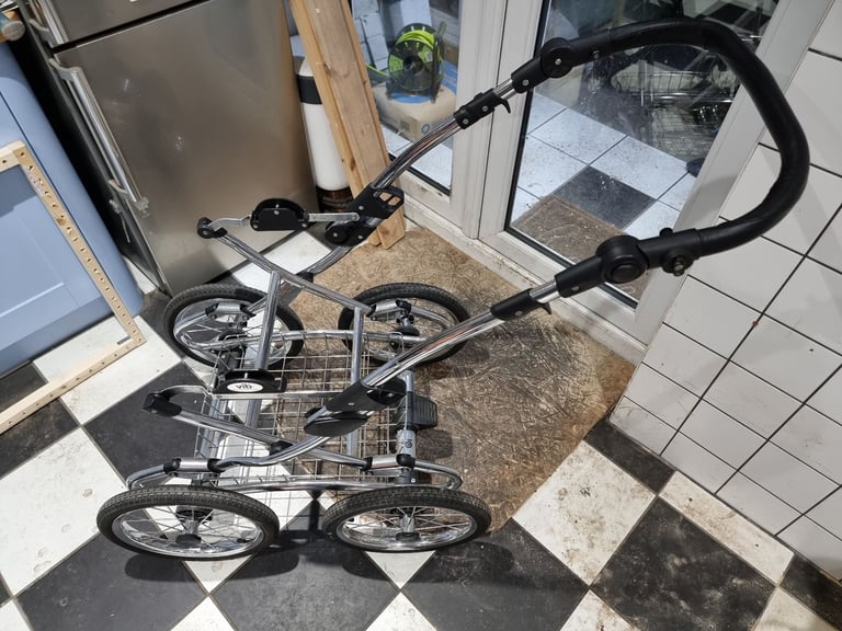 VIB Pram