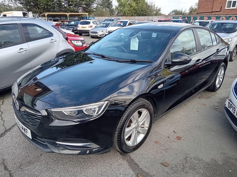 2018 Vauxhall Insignia 1.5i Turbo Design Grand Sport Euro 6 (s/s) 5dr HATCHBACK Petrol Manual
