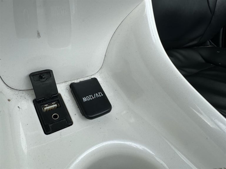 2016 Toyota Prius 1.8 VVT-h Active CVT Euro 6 (s/s) 5dr Hatchback Petrol/Ele Automatic