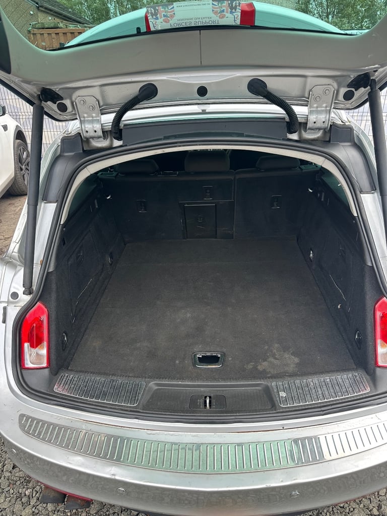 Vauxhall, INSIGNIA, Estate, 2010, Manual, 1956 (cc), 5 doors