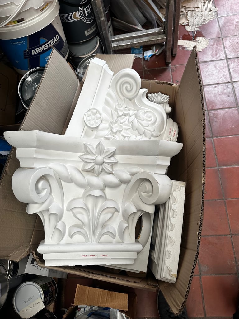 Free polyurethane mouldings 