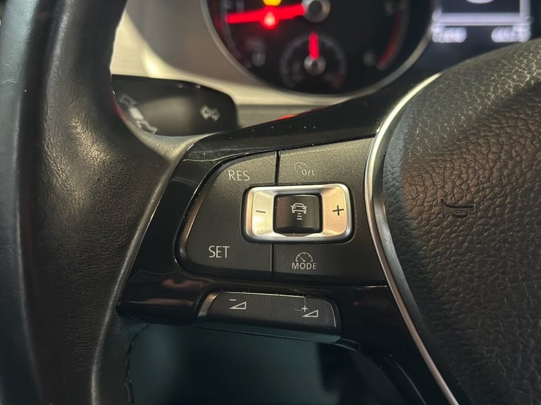 2014 14 VOLKSWAGEN GOLF 1.6 TDI BLUEMOTION TECH SE HATCHBACK 5DR DIESEL MANUAL E