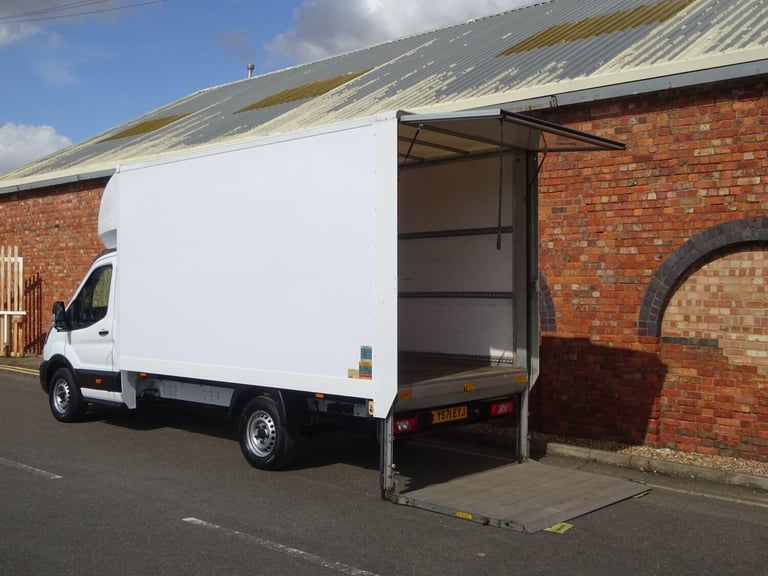 2021 Ford Transit 2.0 350 EcoBlue Leader Luton 3dr Diesel Manual FWD L4 Euro 6 (s/s) (130 ps) CHA...