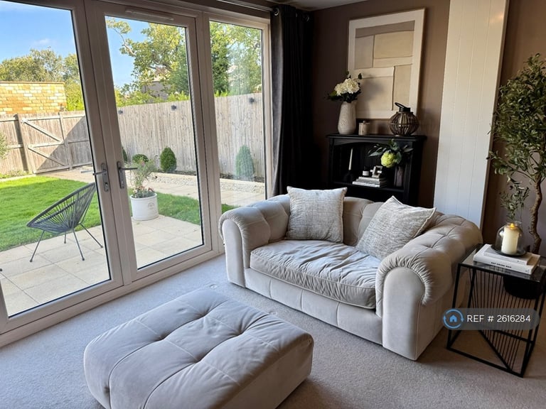 3 bedroom house in Glebe Court, Killinghall, Harrogate, HG3 (3 bed) (#2616284)