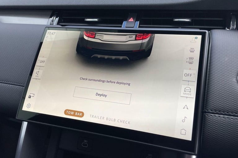 2025 Land Rover Discovery Sport 1.5 P270e 12.17kWh Dynamic SE SUV 5dr Petrol Plug-in Hybrid Auto ...