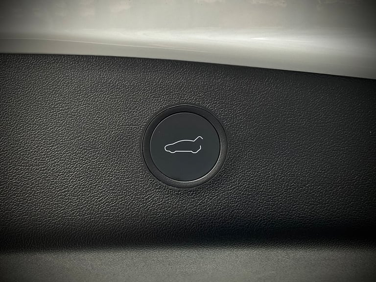 2021 Tesla Model 3 LONG RANGE AWD Saloon ELECTRIC Automatic