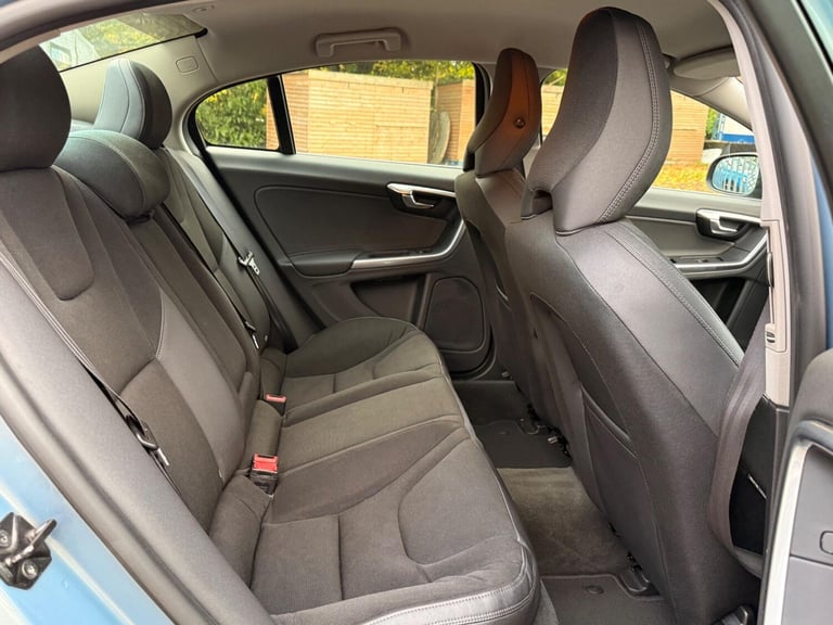 2011 Volvo S60 2.0 D3 SE Geartronic Euro 5 4dr SALOON Diesel Automatic