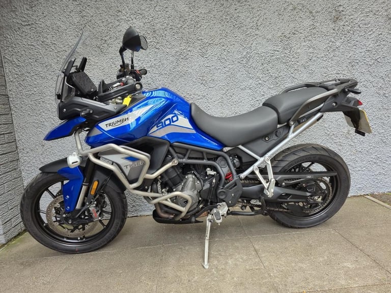 2023 Triumph Tiger 900 GT Pro heated grips and seats