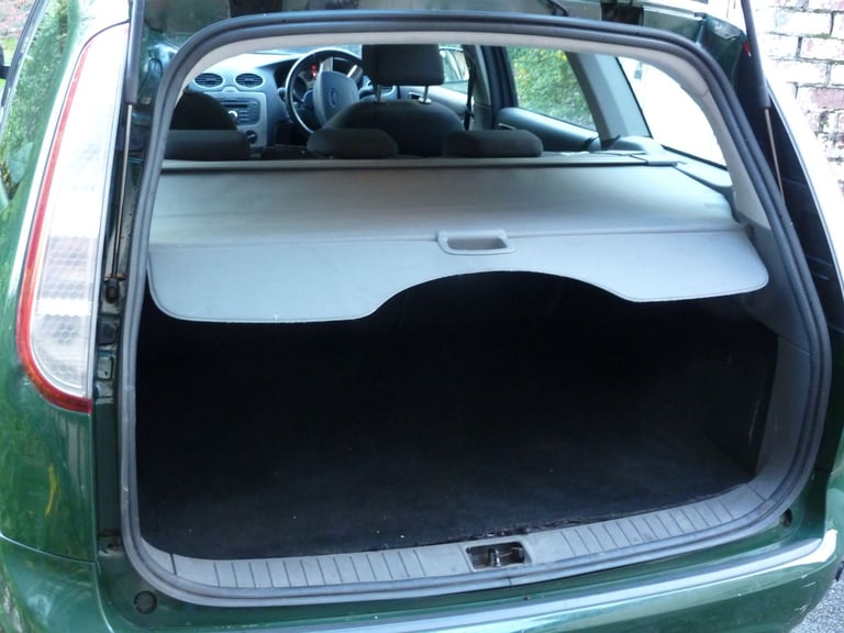 Ford, FOCUS, Estate, 2011, Manual, 1560 (cc), tow bar