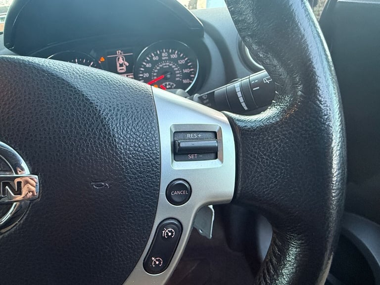 2012 Nissan Qashqai 1.6 dCi N-Tec+ 5dr 4WD HATCHBACK Diesel Manual