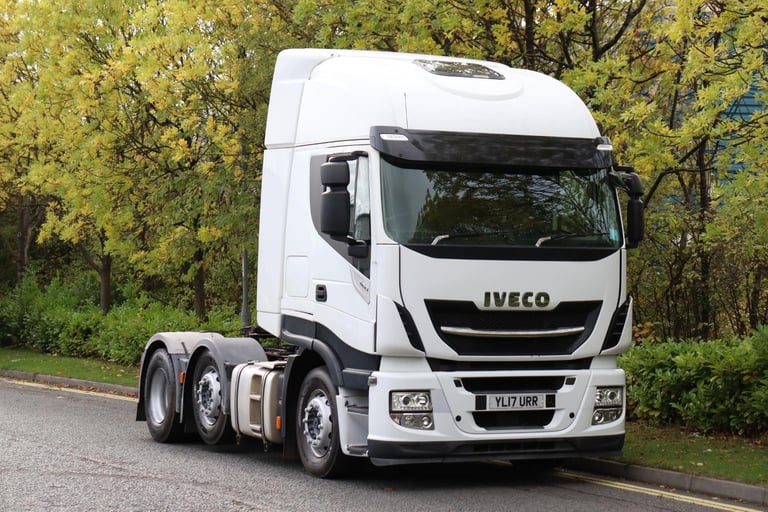 IVECO STRALIS 460 HI-WAY 6X2 MIDLIFT TRACTOR UNIT (2017)