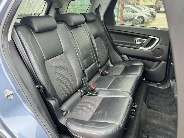 2017 Land Rover Discovery Sport 2.0 TD4 SE Tech Auto 4WD Euro 6 (s/s) 5dr ESTATE Diesel Automatic