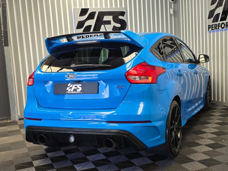 2017 Ford Focus 2.3T EcoBoost RS Hatchback 5dr Petrol Manual AWD Euro 6 (s/s) (350 ps) Hatchback ...