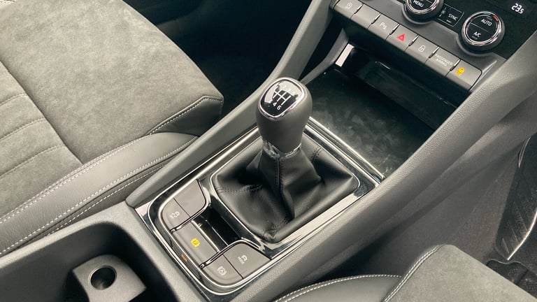 2024 Skoda Karoq 1.0 TSI 116 SE L 5dr Petrol Estate Estate Petrol Manual