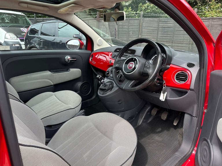 2013 Fiat 500 1.2 500 Lounge RHD 3dr Hatchback Petrol Manual