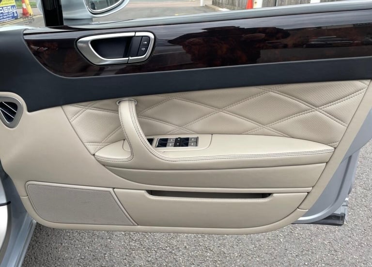 2006 Bentley Continental 6.0 W12 Flying Spur Auto 4WD Euro 4 4dr SALOON Petrol Automatic