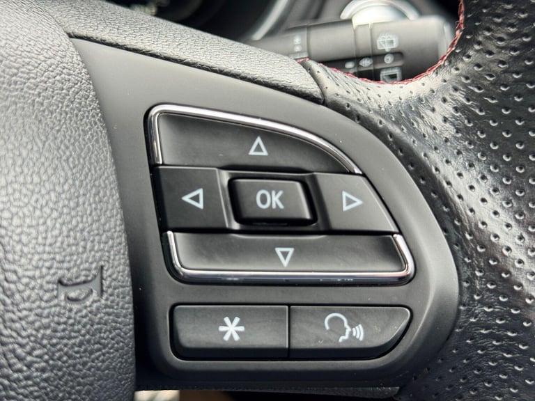 2022 MG MG HS 1.5 T-GDI 16.6kWh Exclusive Auto Euro 6 (s/s) 5dr ESTATE Petrol/Electric Hybrid Aut...