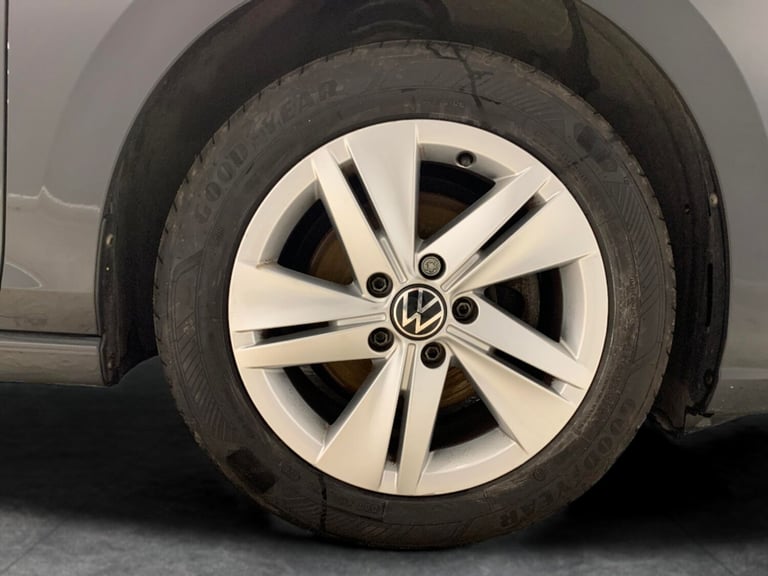 2021 Volkswagen Golf 2.0 TDI Life 5dr HATCHBACK DIESEL Manual