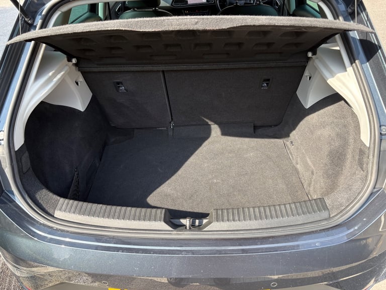 Seat Leon fr 1.5 petrol 2018 plate only 35,000 miles 