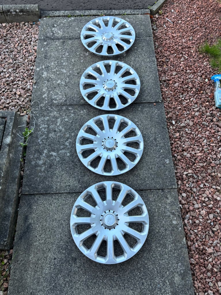 Ford Fiesta wheel trim 15 , as new condition 