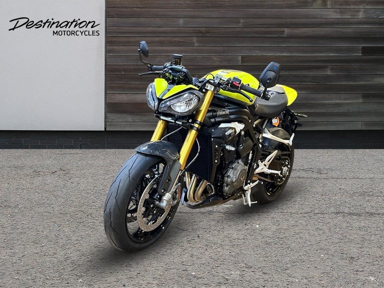 2025 Triumph Speed Triple 1200 RX Petrol yellow 6 Speed