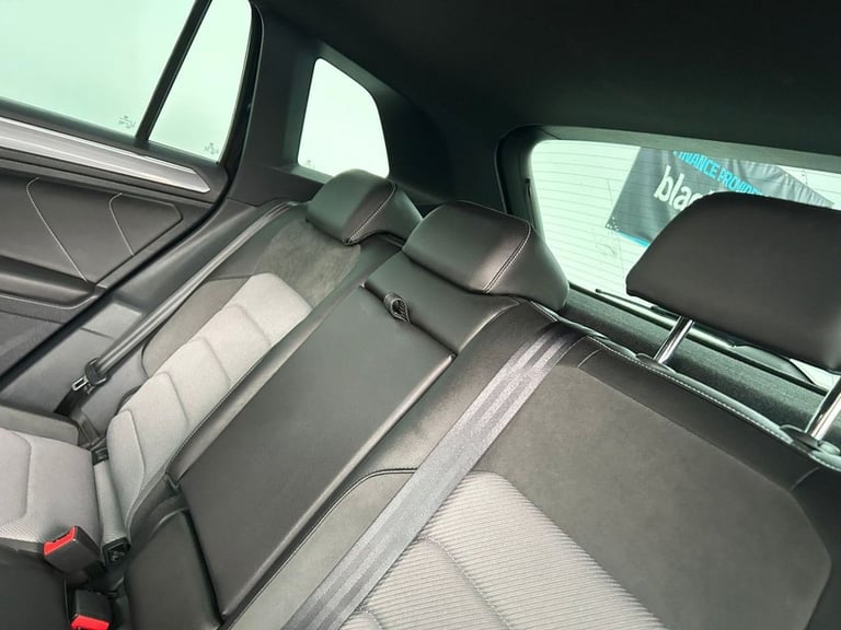 2018 Volkswagen Tiguan 2.0 TDI R-Line SUV 5dr Diesel DSG 4Motion Euro 6 (s/s) (150 ps) FULL VW S/...