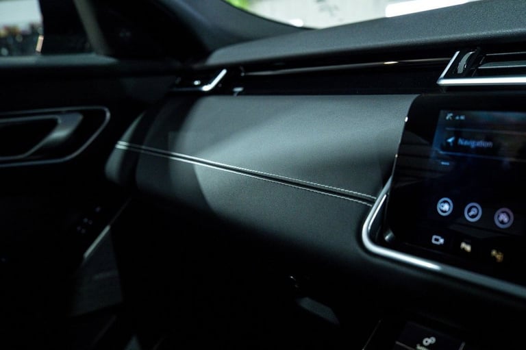 2019 Land Rover Range Rover Velar 3.0 D300 R-Dynamic HSE SUV 5dr Diesel Auto 4WD Euro 6 (s/s) (30...