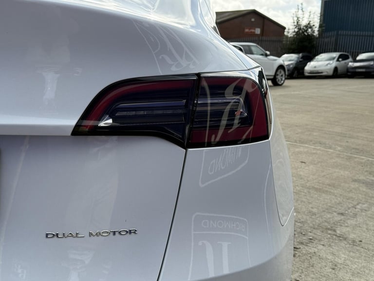 2022 Tesla Model Y (Dual Motor) Long Range SUV 5dr Electric Auto 4WDE (384 bhp) SUV Electric Auto...
